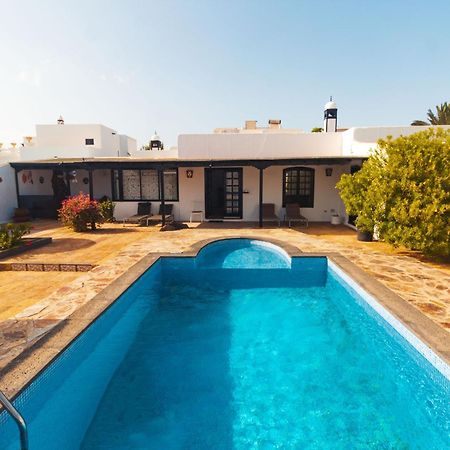 Luxury Villa Alfred Puerto del Carmen  Exterior photo